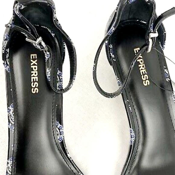 Express Open Toe Kitten Heels - Picture 5 of 8